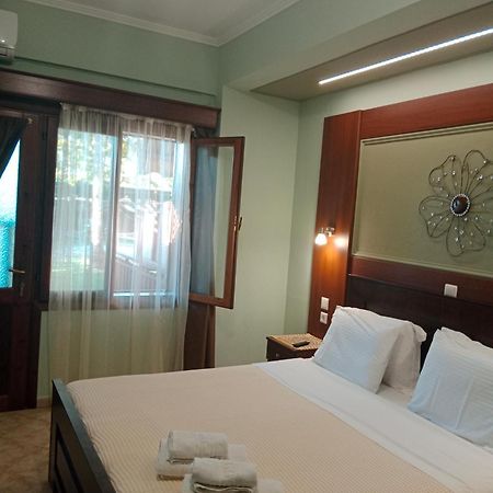 Xenonas Arxontiko Apartment Loutraki  Exterior photo